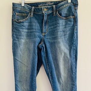 Universal thread size 10 jeans